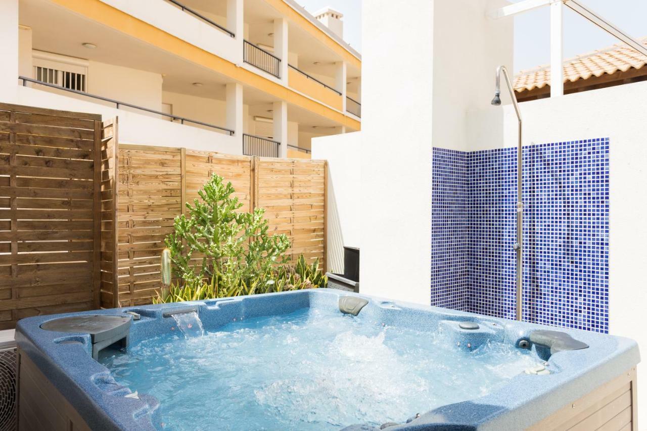 لوس كريستيانوس Hemeras Boutique Homes - Luxury Villa Near The Sea In Los Cristianos المظهر الخارجي الصورة