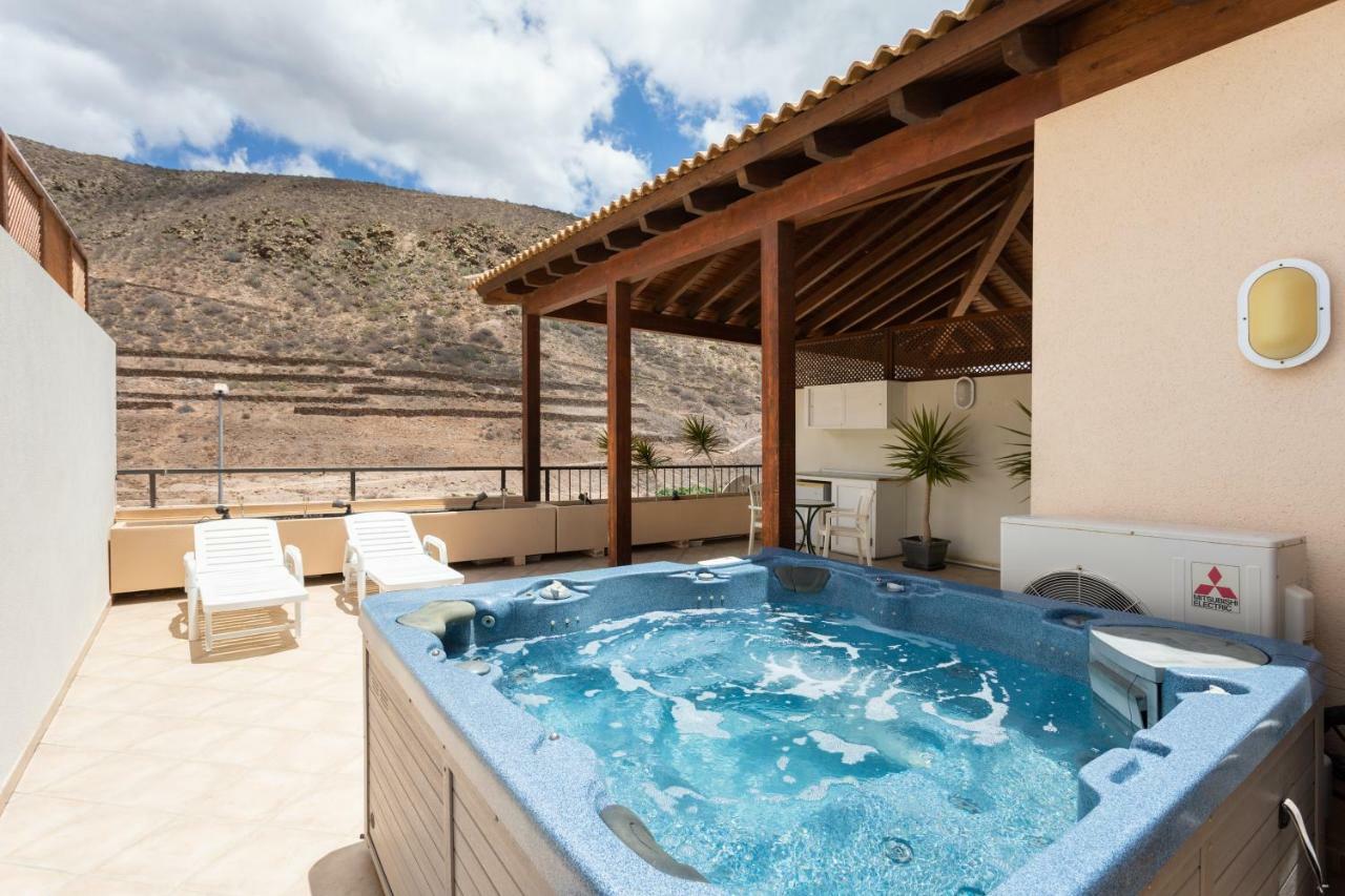 لوس كريستيانوس Hemeras Boutique Homes - Luxury Villa Near The Sea In Los Cristianos المظهر الخارجي الصورة